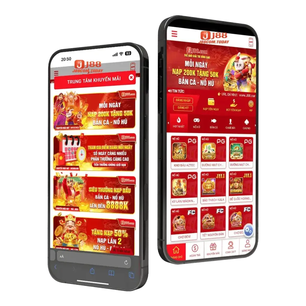Người phụ nữ vui mừng với tiền thưởng trên điện thoại